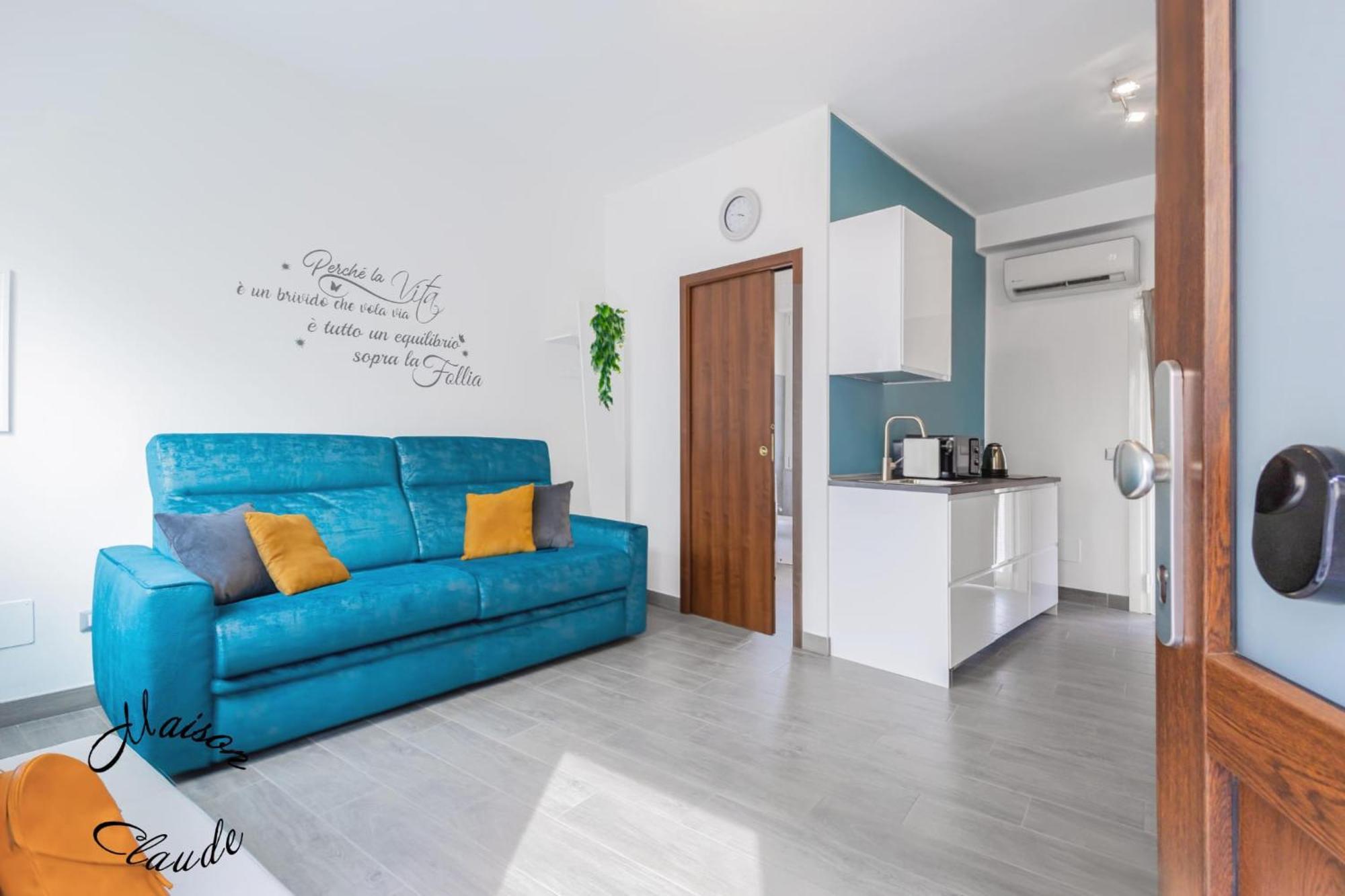 Maison Claude Vittuone Extérieur photo